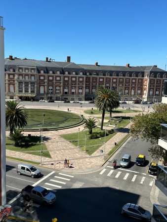 A ESTRENAR 2 AMBIENTES A CALLE CON BALCÓN 