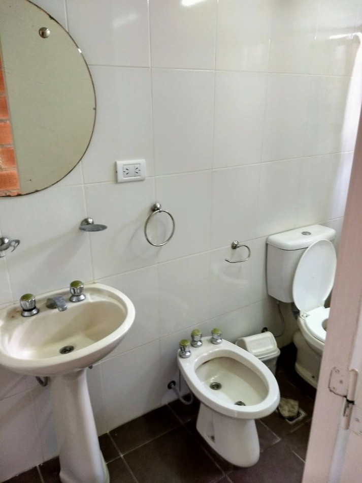 ALQUILER DUPLEX 4 AMBIENTES CHICO, BARRIO ALFAR.