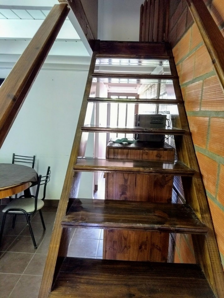 ALQUILER DUPLEX 4 AMBIENTES CHICO, BARRIO ALFAR.