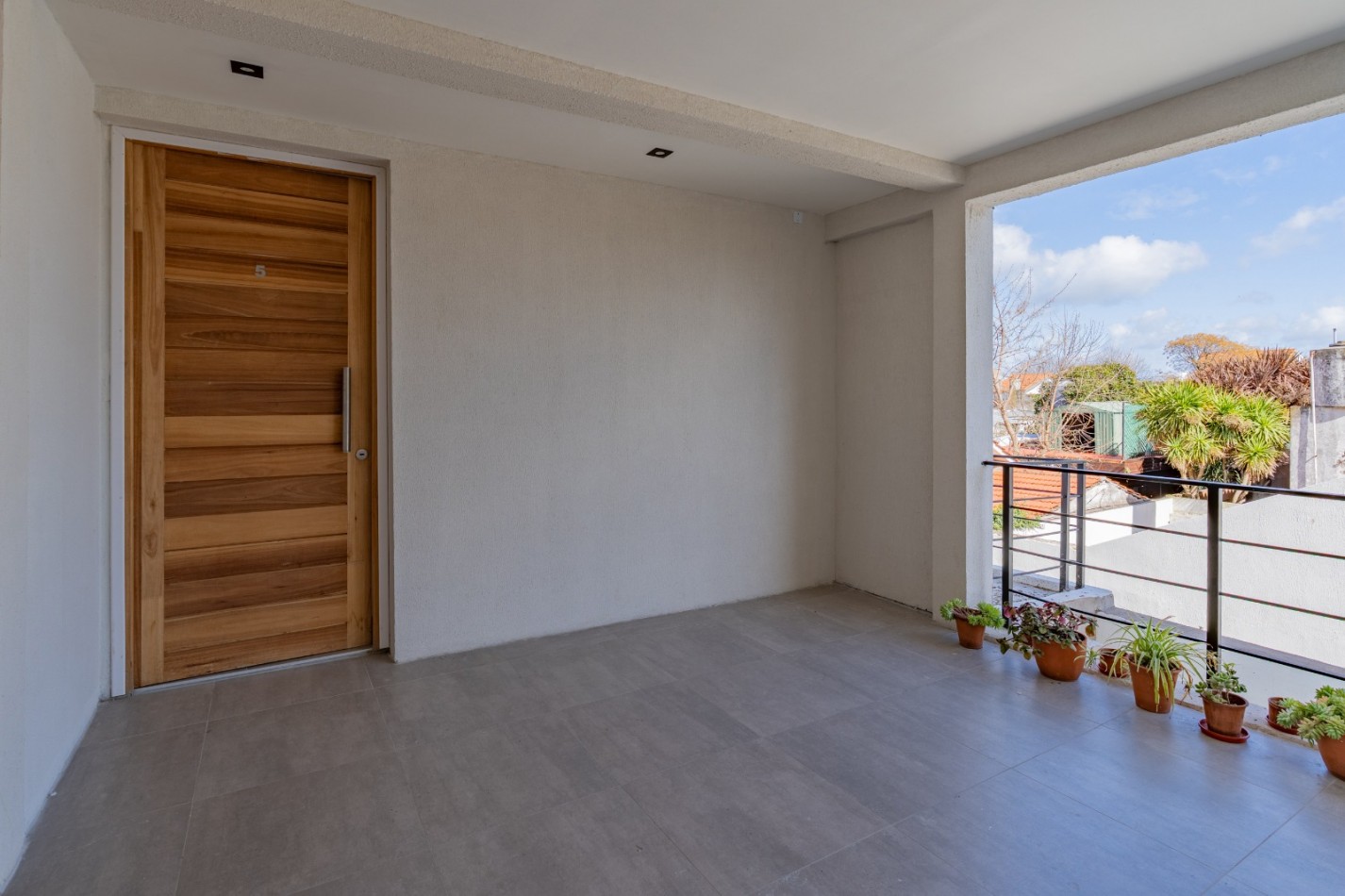  VENT.PH DE 3 AMBIENTES CON COCHERA A ESTRENAR.