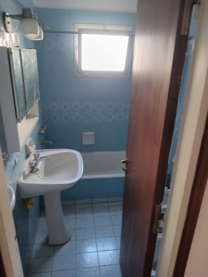 ALQUILER DE VIVIENDA. 2 AMBIENTES. LUMINOSO.