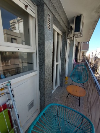 VENTA DEPARTAMENTO 1 AMBIENTE RECICLADO, CALLE, BALCON