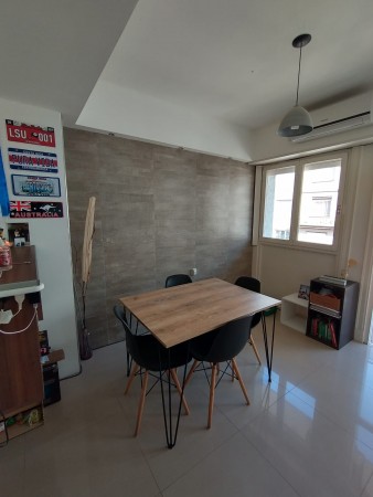 VENTA DEPARTAMENTO 1 AMBIENTE RECICLADO, CALLE, BALCON